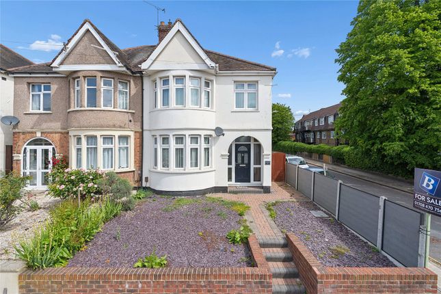 3 bed property, in Upminster Road, £650,000