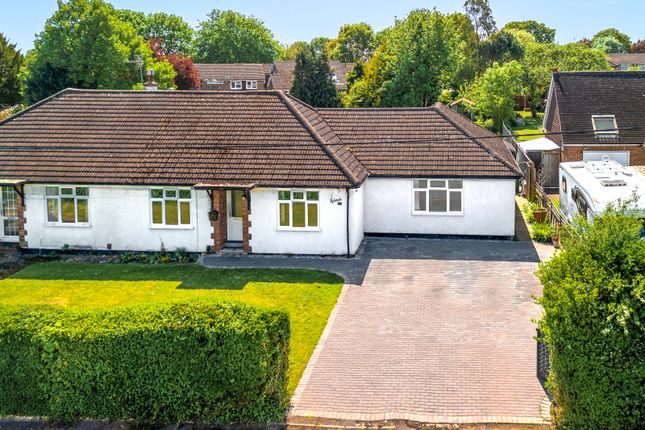 4 bed property, in Ferniefields, £550,000