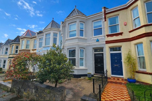 3 bed property, in Amherst Road, £325,000
