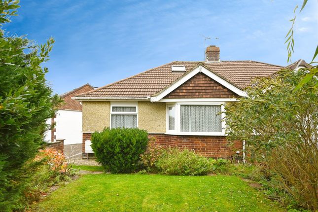 2 bed property, in Glenwood Close, £230,000