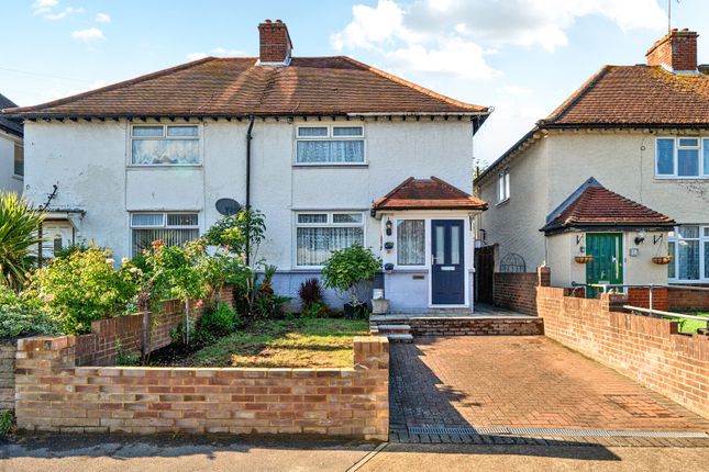 3 bed property, in Rosebery Road, £599,950