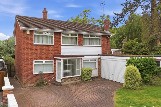 4 bed property, in Church Street, £800,000