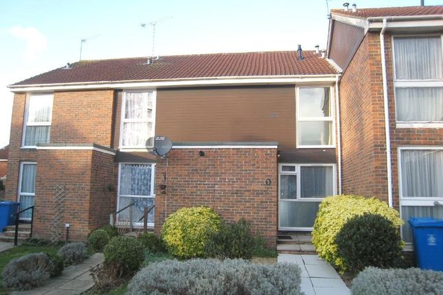 2 bed property, in Fotherby Court, £375,000