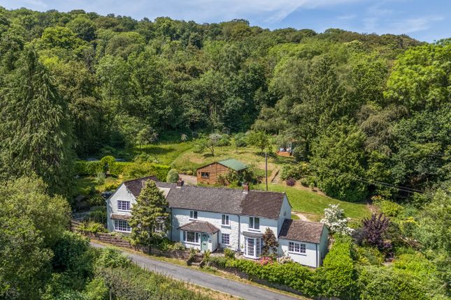 5 bed property, in Combe Raleigh, £790,000