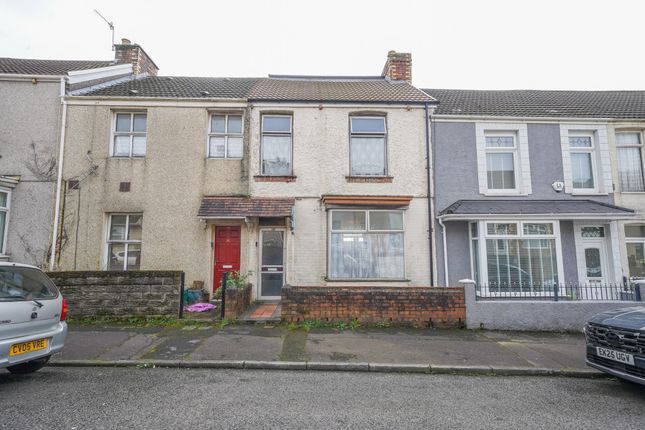 3 bed property, in Baglan Street, £95,000