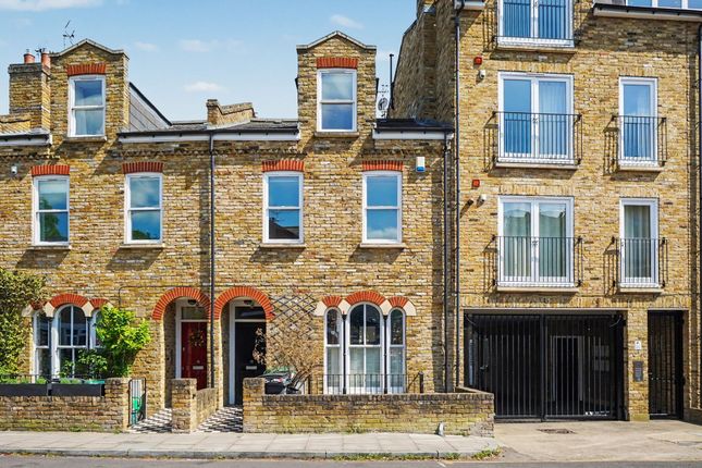 4 bed property, in Mount Pleasant Crescent, £1,300,000