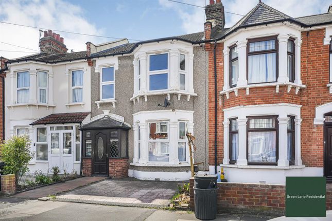 3 bed property, in Holmwood Road, £475,000