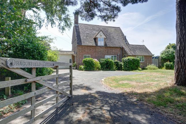 3 bed property, in Boreham Hill, £625,000