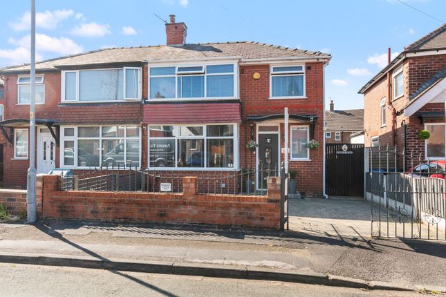 3 bed property, in Runnymede, £260,000