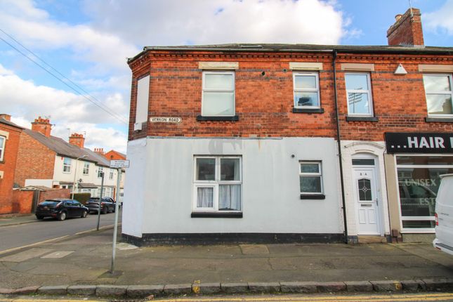 1 bed property, in Vernon Road, £125,000