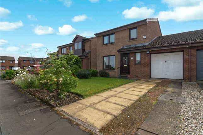 3 bed property, in Kingsford Court, £270,000