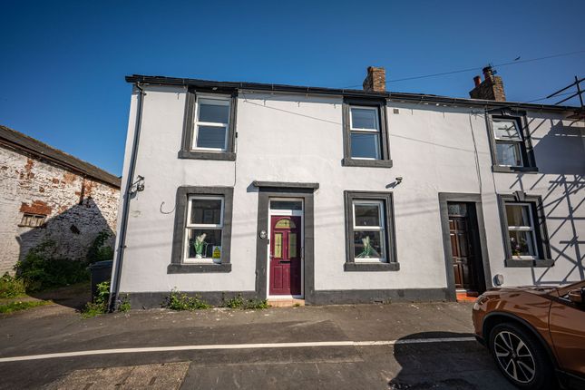 6 bed property, in 32 Esk Street, £185,000