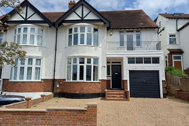 4 bed property, in Valleyfield Road, £660,000