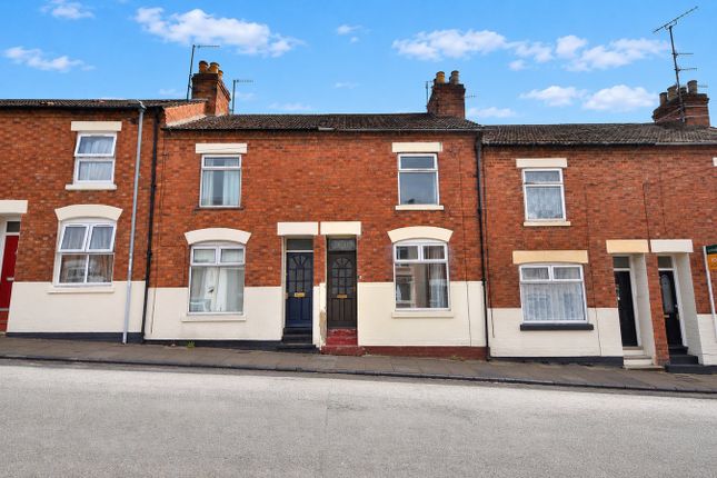 3 bed property, in Lower Hester Street, £175,000