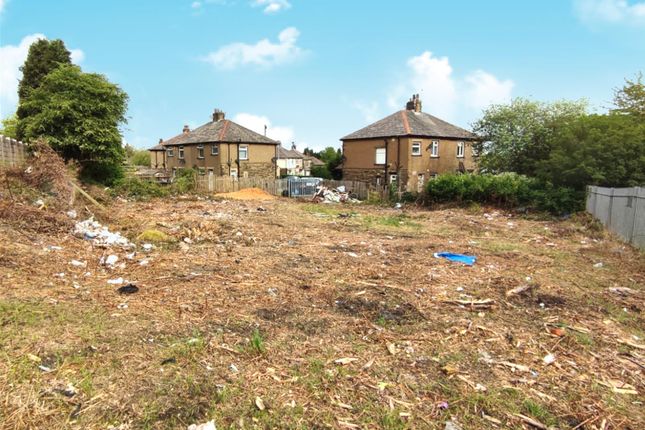 4 bed property, in Elwyn Road, £150,000