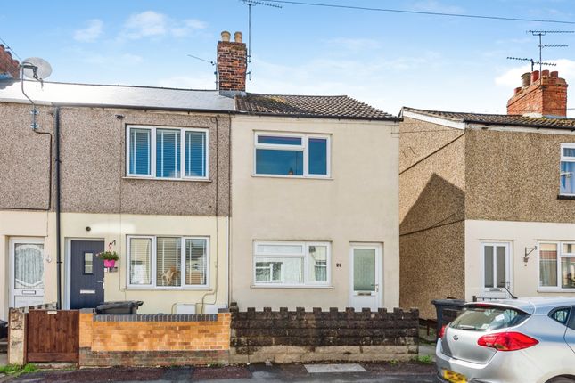 2 bed property, in Hawkins Street, £240,000