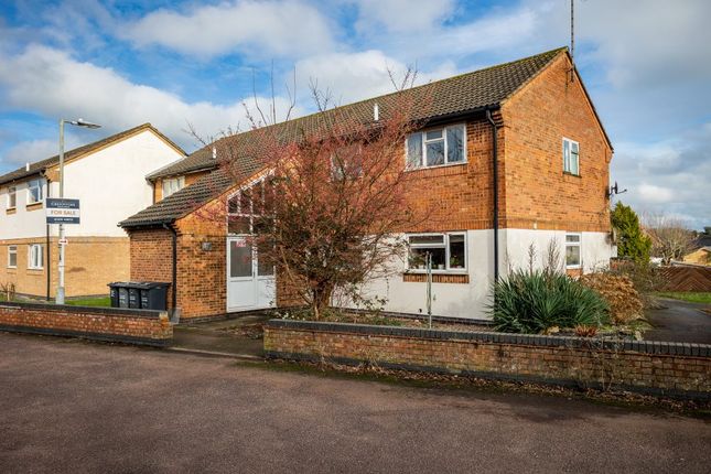 2 bed property, in Highbridge, £99,950
