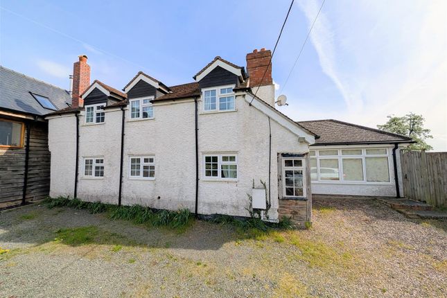 4 bed property, in Munstone, £400,000
