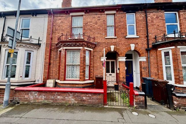 3 bed property, in 35 Sibthorp Street, £65,000