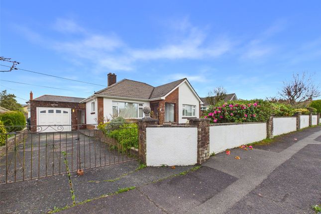3 bed property, in Park Close, £310,000