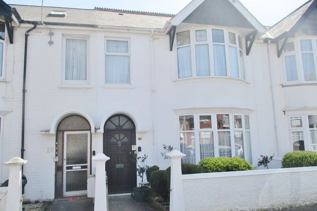 4 bed property, in Park Avenue, £275,000