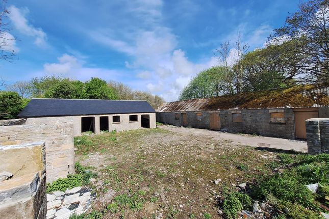 Studio, in Llandough, £220,000