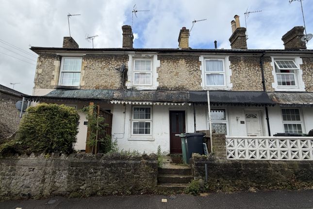 2 bed property, in 32 Bower Lane, £190,000