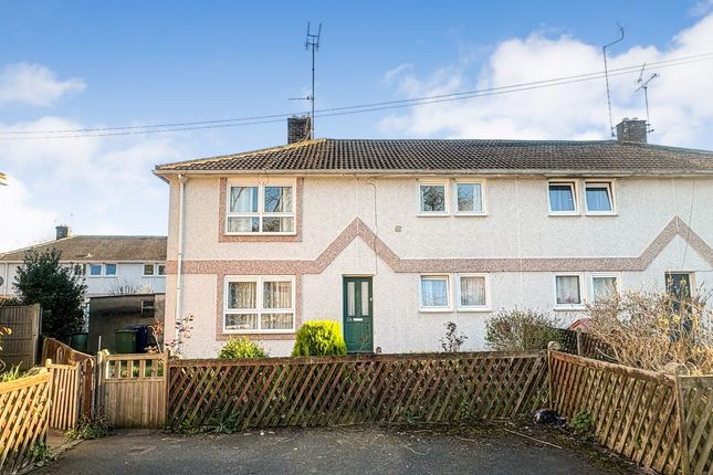 2 bed property, in 5B Upton Close, £110,000