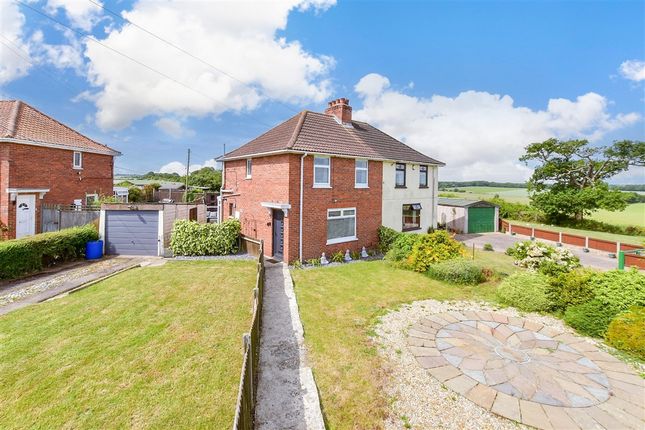 2 bed property, in Adelaide Road, £290,000