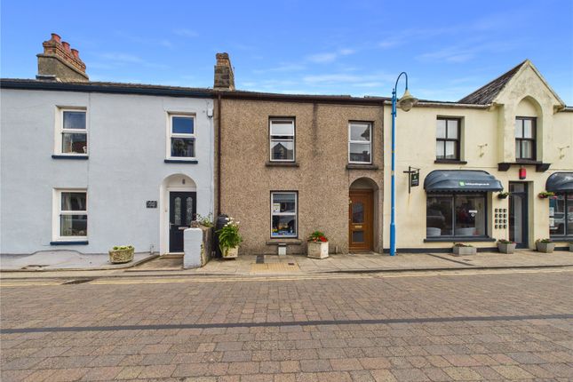 3 bed property, in The Strand, £750,000