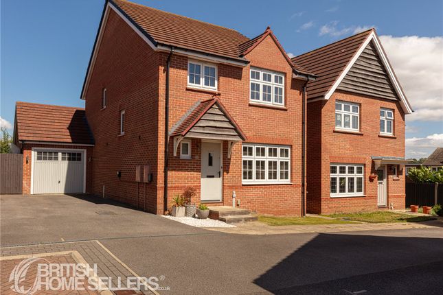 4 bed property, in Eton Walk, £370,000