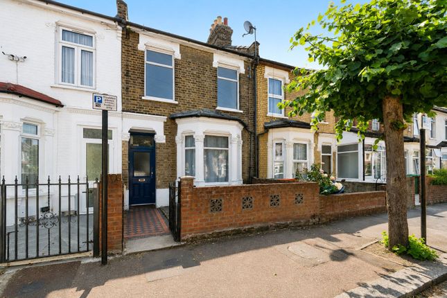 3 bed property, in Sherrard Road, £475,000
