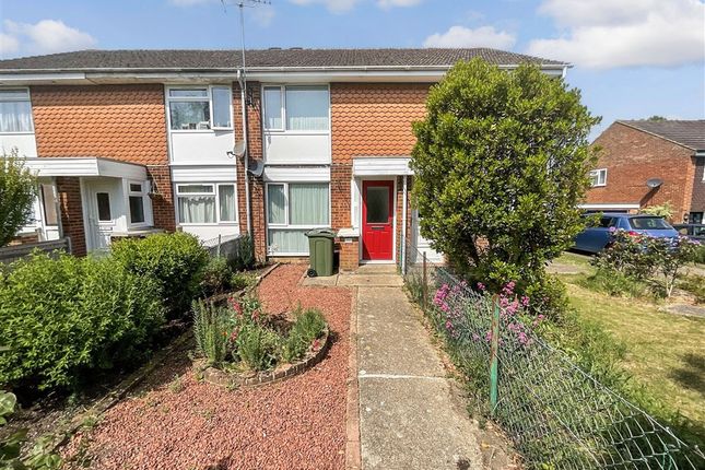 2 bed property, in Pope Drive, £260,000
