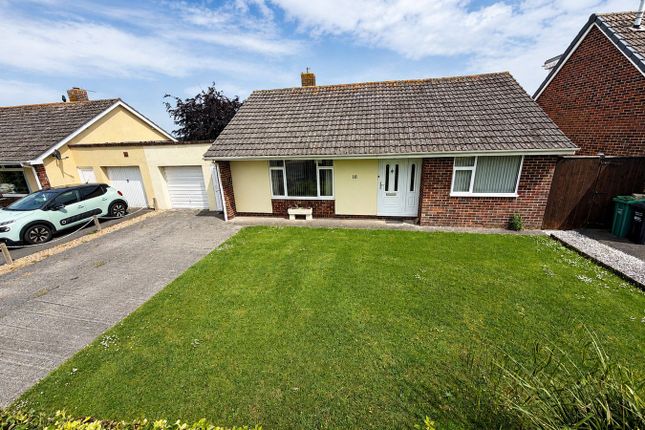 3 bed property, in Ash Tree Road, £310,000