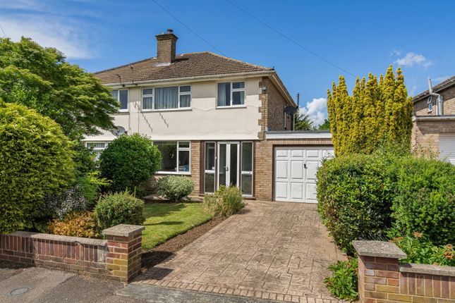 3 bed property, in Benmead Road, £400,000
