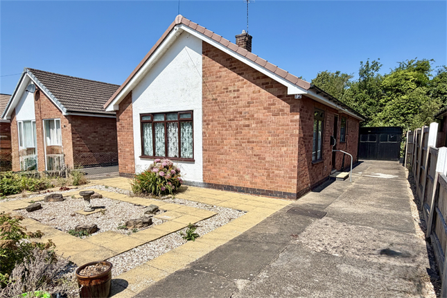 2 bed property, in 12, £180,000