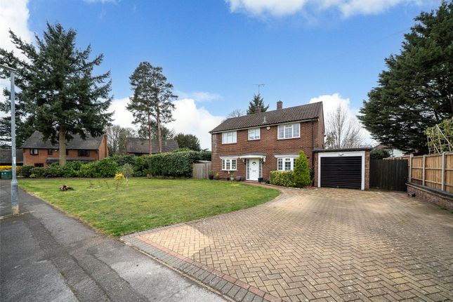 4 bed property, in Hampden Way, £1,050,000