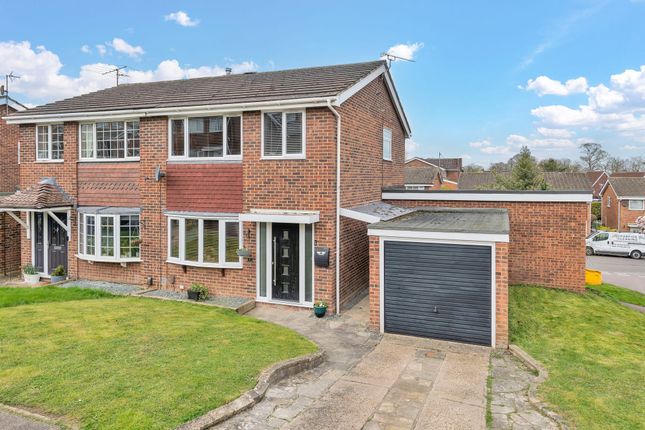 3 bed property, in Ascot Road, £425,000
