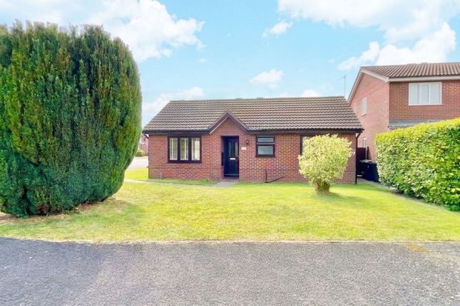 2 bed property, in The Paddocks, £280,000