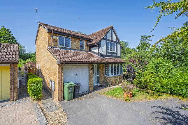 4 bed property, in Kirktonhill Road, £375,000