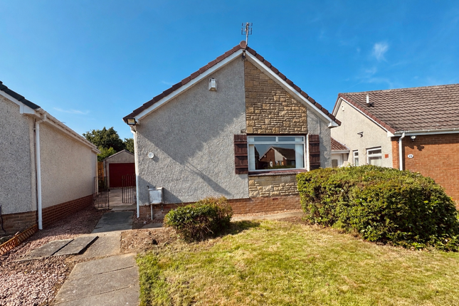 2 bed property, in Cherrytree Crescent, £160,000