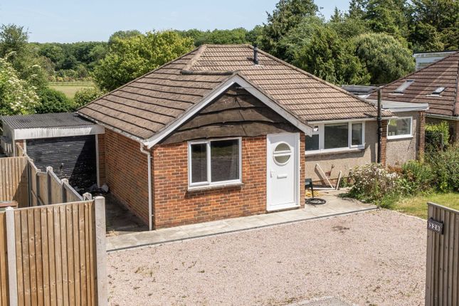 2 bed property, in Canterbury Road, £400,000
