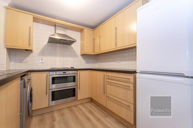 2 bed property, in Morgan House, £140,000
