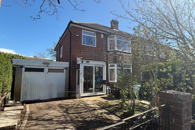 3 bed property, in Dringthorpe Road, £375,000