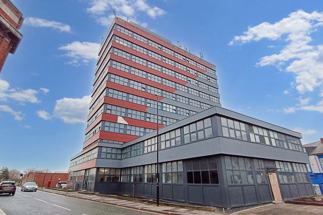Studio, in Borough Road, £15,000