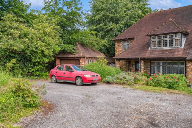 3 bed property, in Church Hill, £750,000