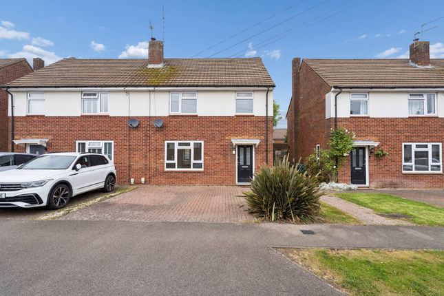3 bed property, in Woodcock Avenue, £430,000
