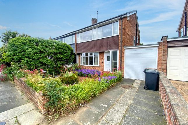 3 bed property, in Highcross Road, £299,950