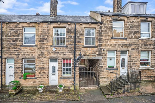 3 bed property, in Wellington Road, £235,000