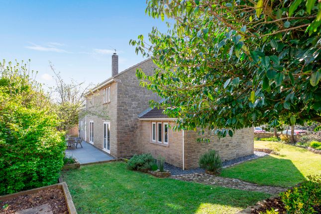 5 bed property, in Vine Cottage, £650,000
